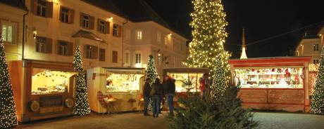 Christkindlmarkt am Hauptplatz St. Veit an der Glan