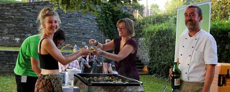 Grünes Open-Air Sommerkino mit Grillerei